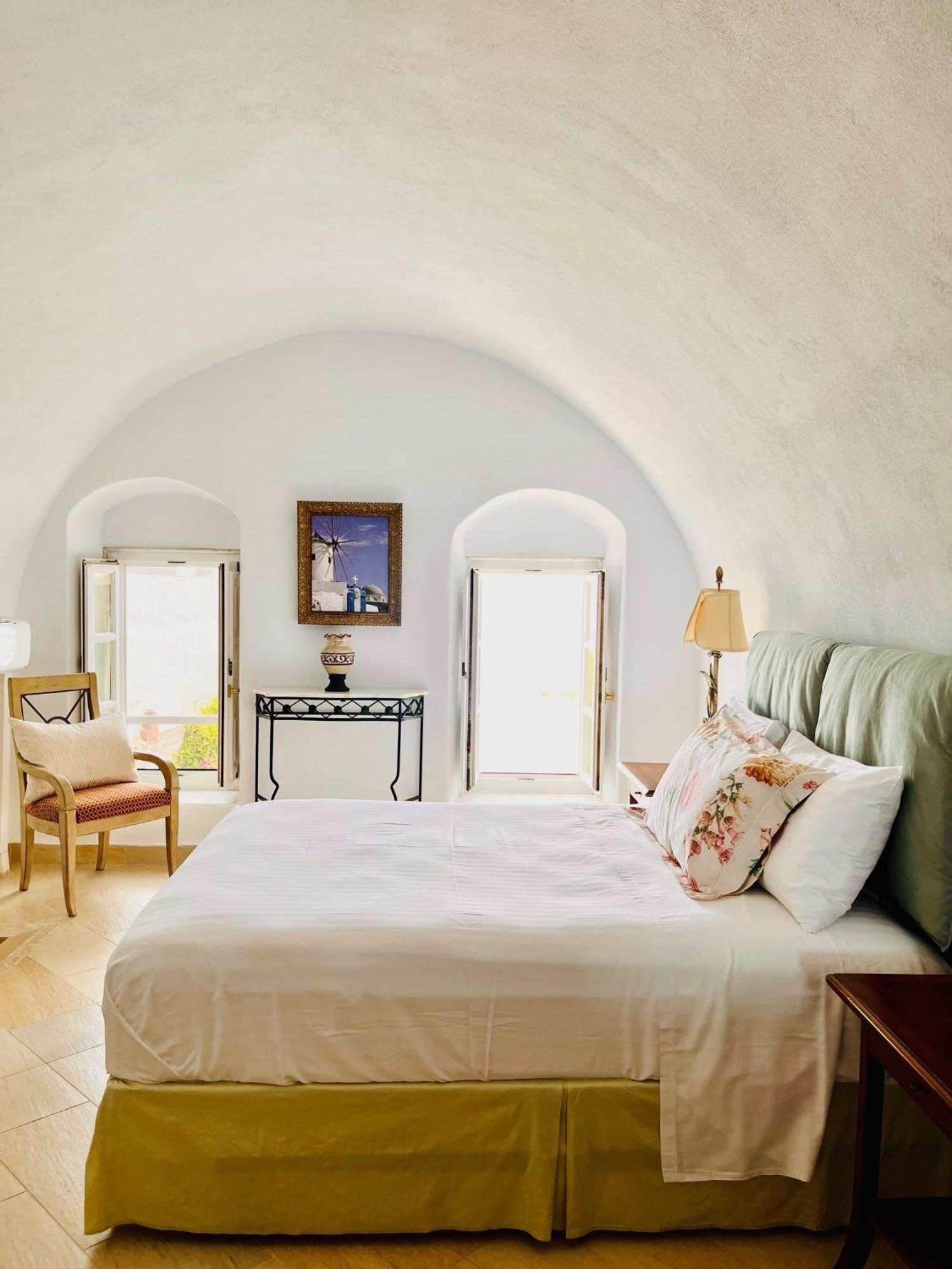 Hotel Le Petit Greek Fira  Esterno foto